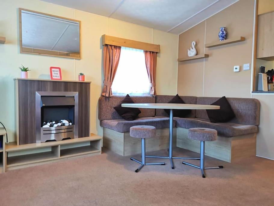 Charming Static Caravan Долиш Экстерьер фото