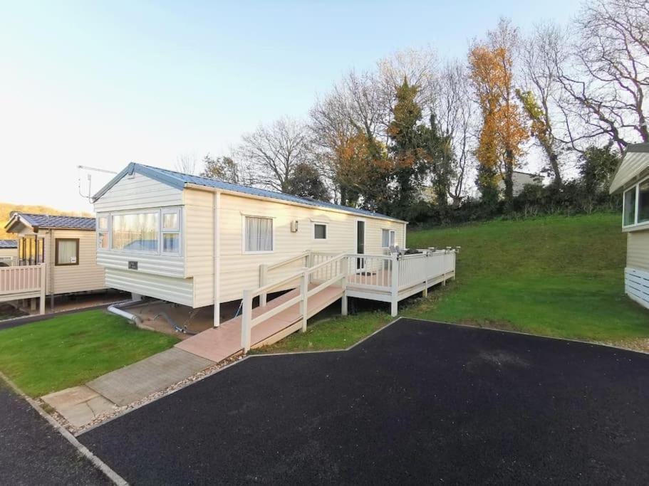Charming Static Caravan Долиш Экстерьер фото