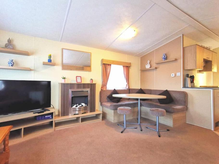 Charming Static Caravan Долиш Экстерьер фото